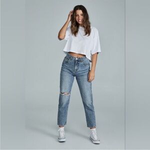 COTTON ON On Mom Jean in Light Wash Size 4